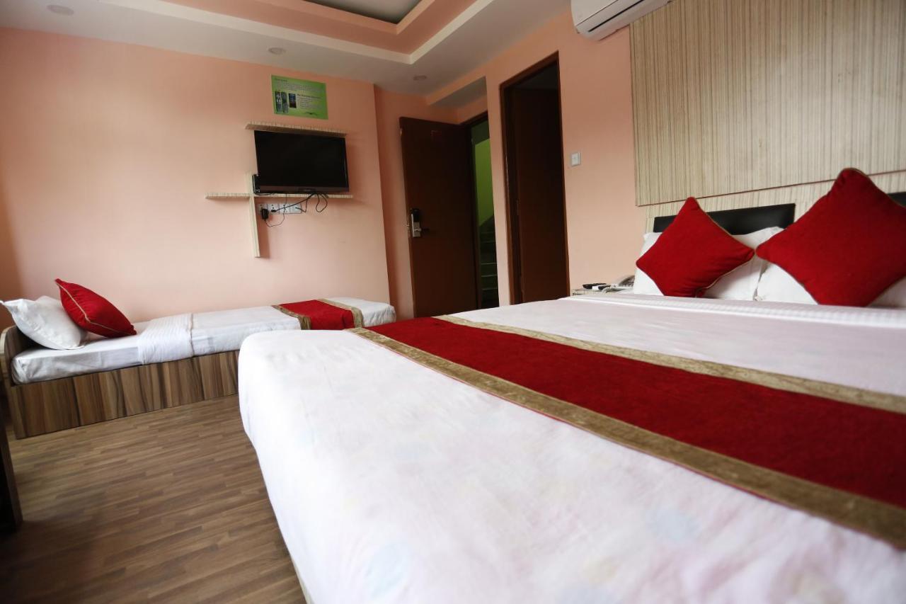 Airport Hotel Katmandu Eksteriør billede