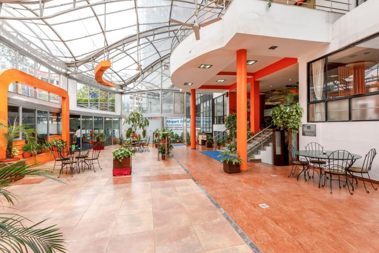 Airport Hotel Katmandu Eksteriør billede